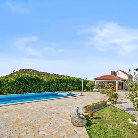 Ana Holiday home Cvrljevo