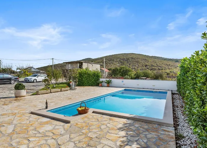 Ana בית נופש *