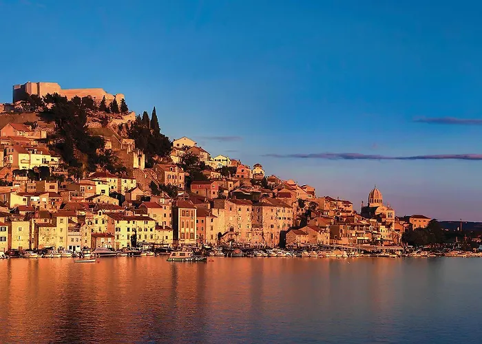 בית נופש Ana *